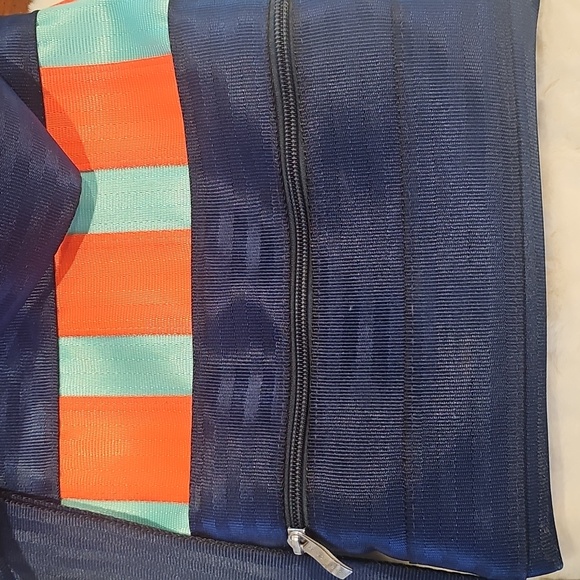 Maggie Bags Crossbody - Picture 6 of 11